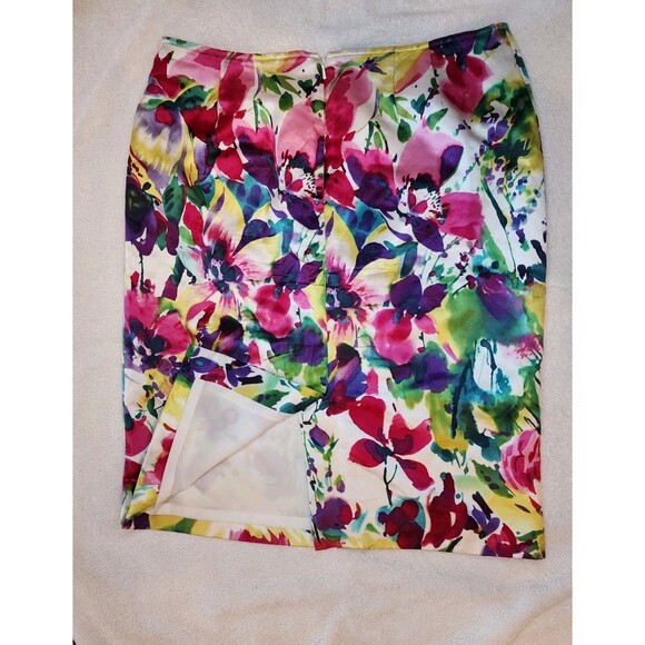 Jones New York Silk Blend Watercolor Pink Purple Floral Skirt Size 8 - Picture 3 of 8